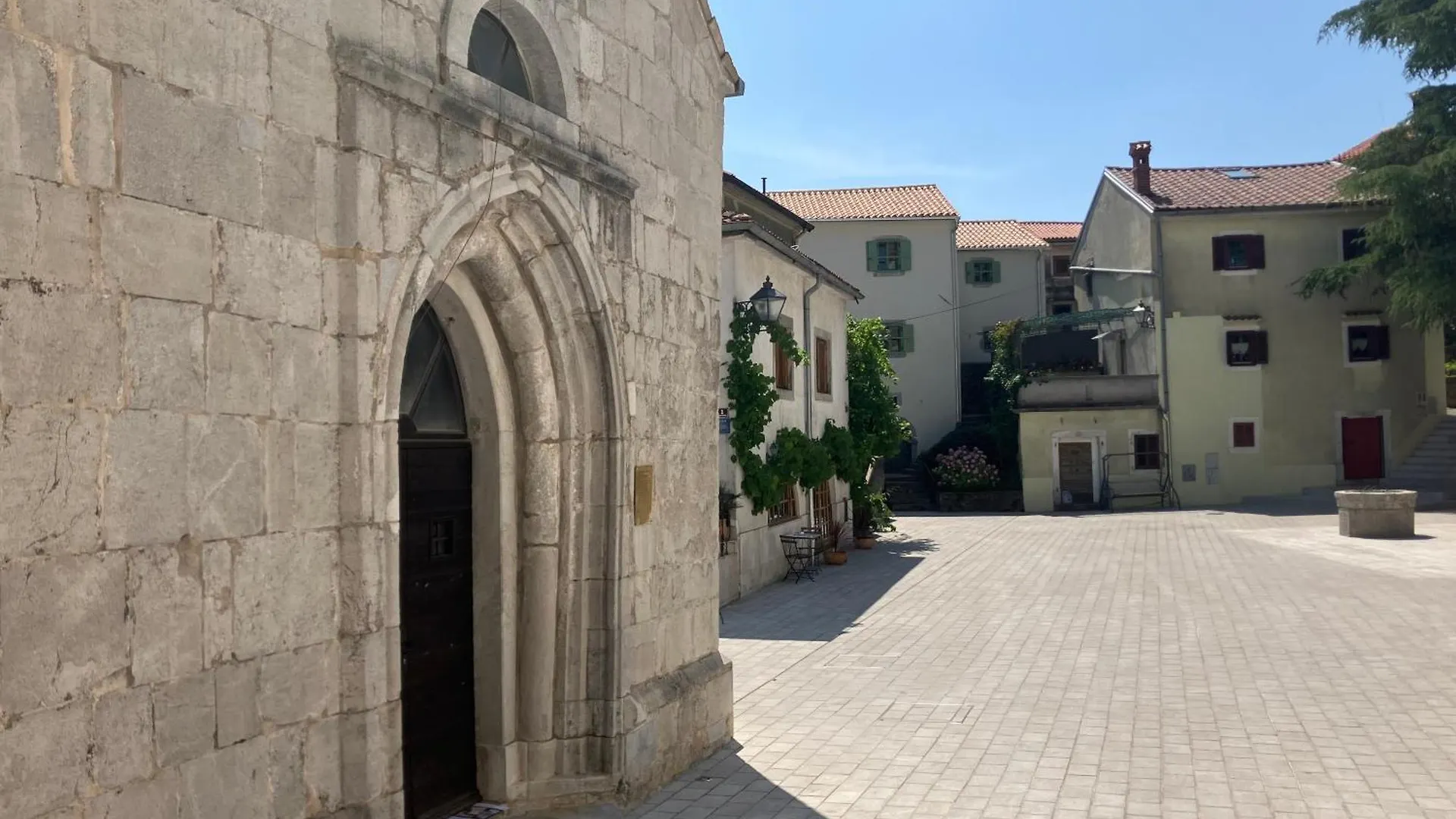Apartment Oblica-Beautiful New, Well Equipped Apartment Kastav